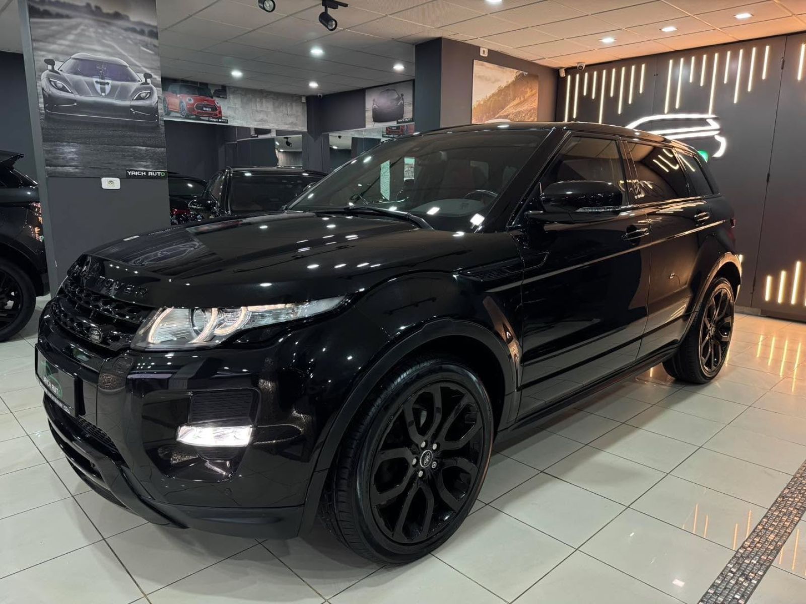 Land Rover Range Rover Evoque à Tunis - Photo 3