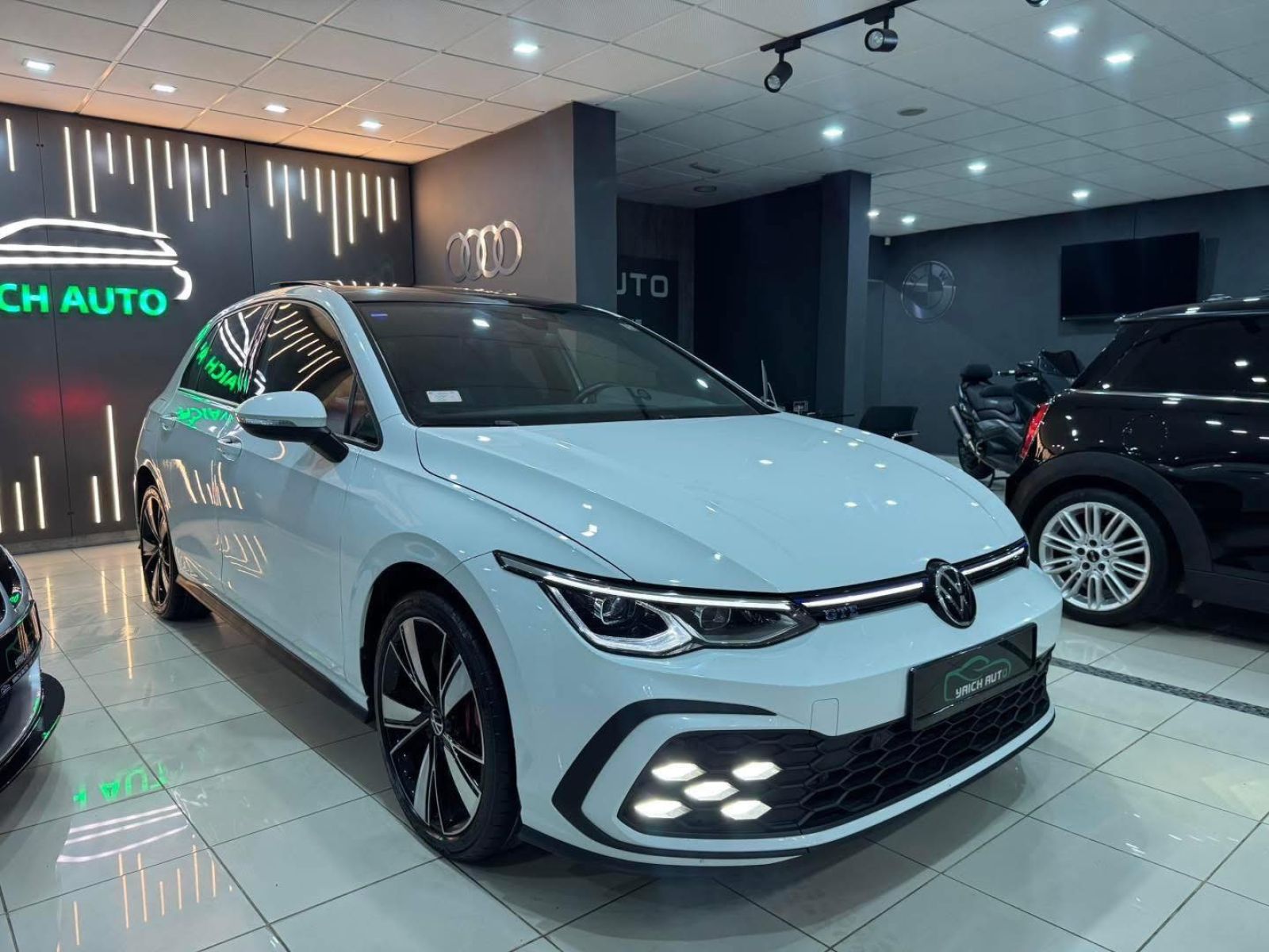 Volkswagen Golf 8 GTE à Tunis - Photo 3