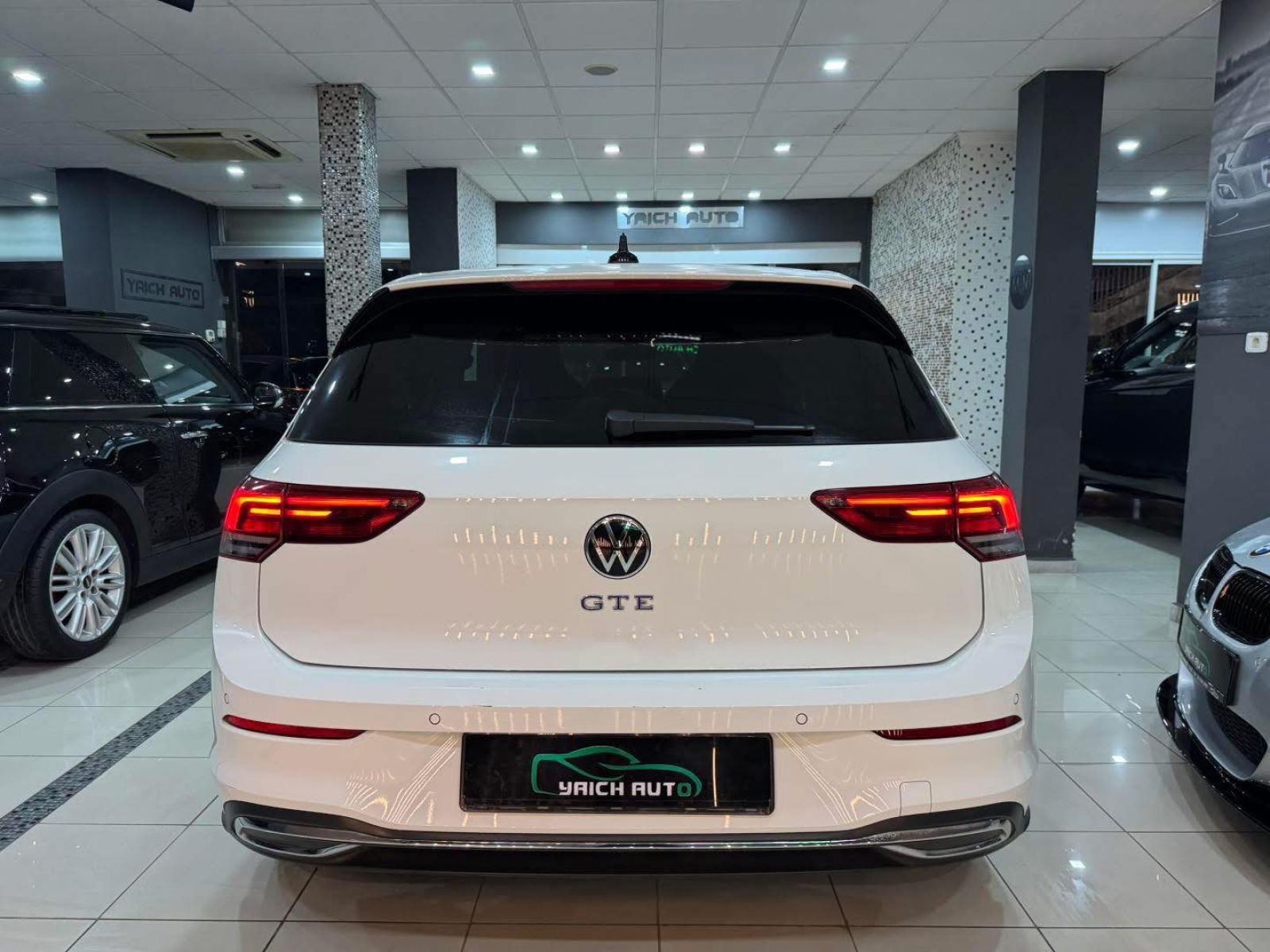 Volkswagen Golf 8 GTE à Tunis - Photo 6