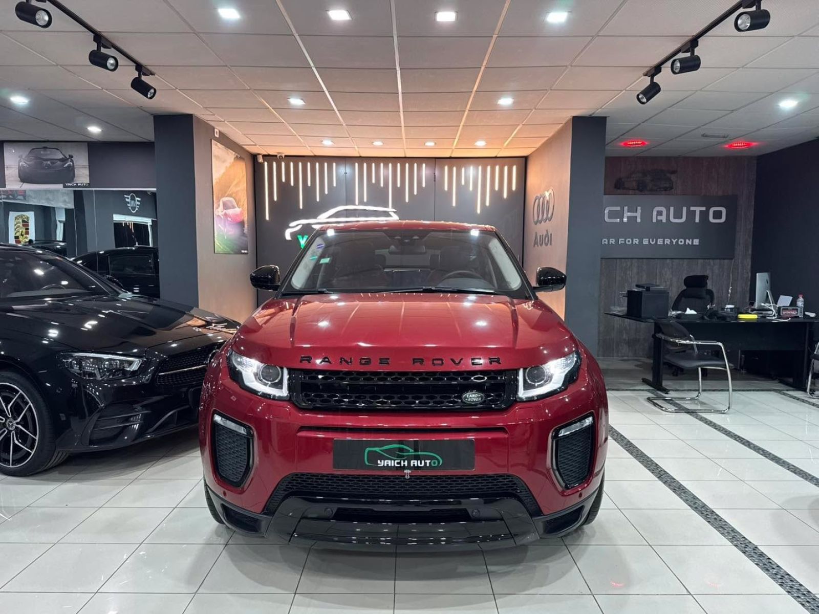 Land Rover Range Rover Evoque R-Dynamic à Tunis - Photo 3