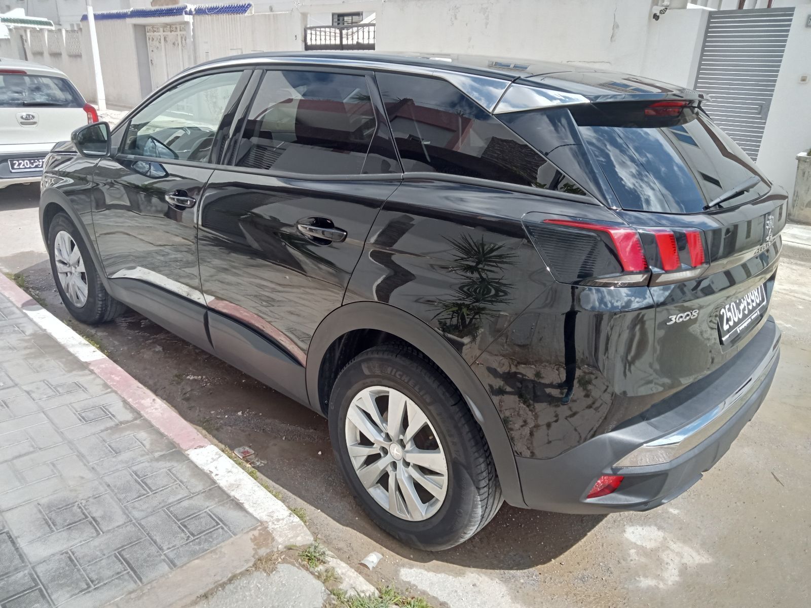 Peugeot 3008 Active à Tunis - Photo 2
