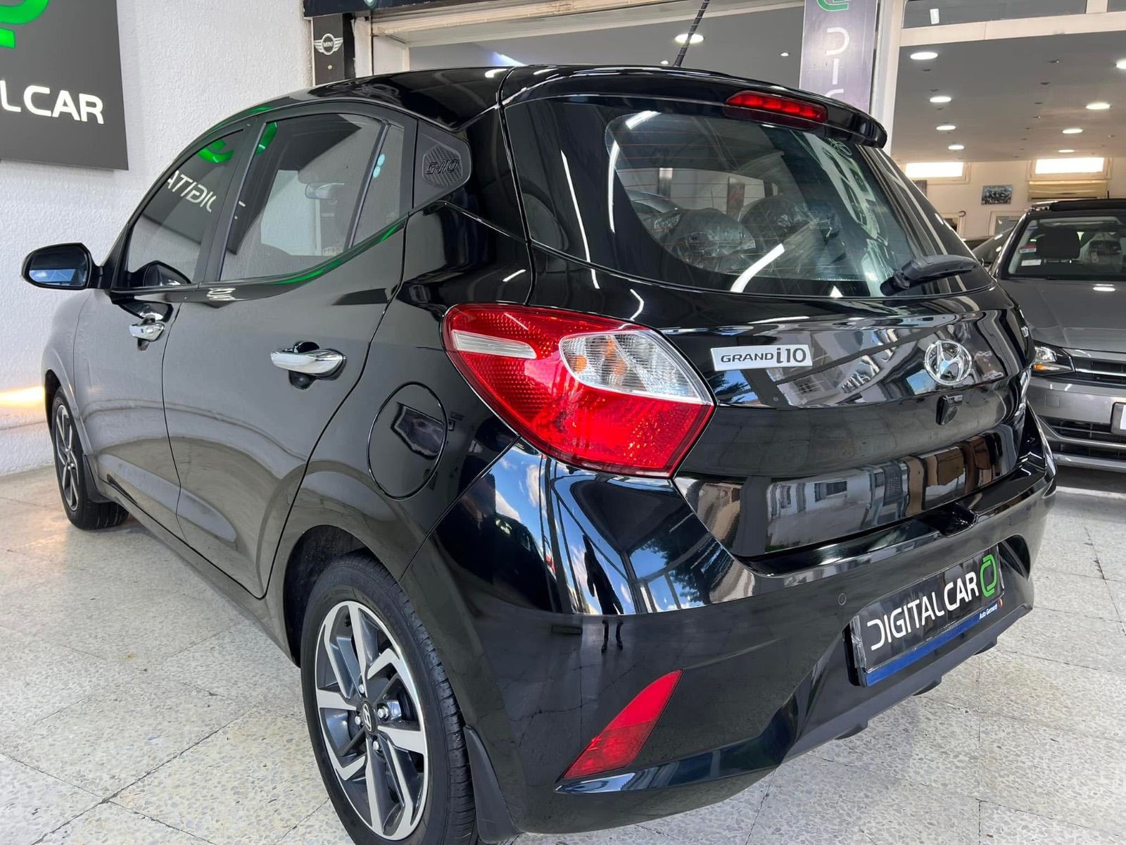 Hyundai Grand i10 High Grade à Tunis - Photo 15
