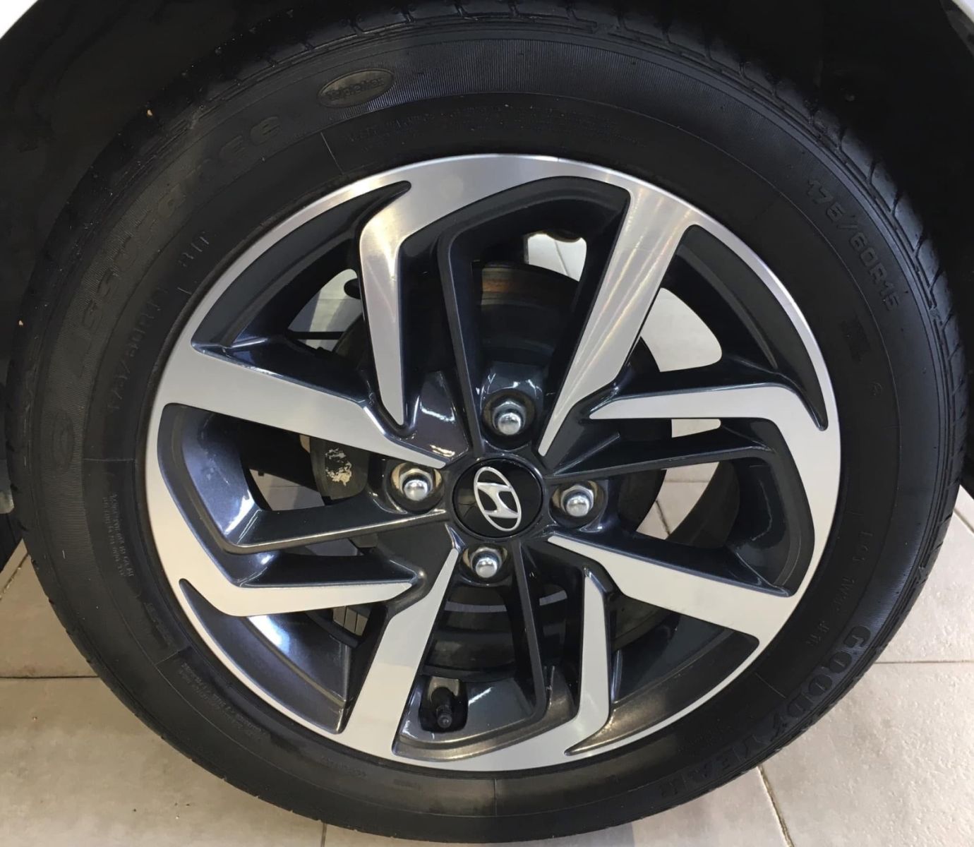 Hyundai Grand i10 High Grade à Tunis - Photo 25