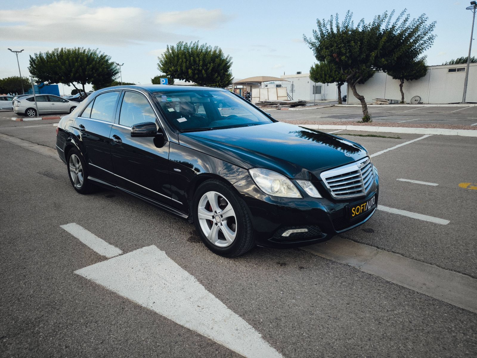 Mercedes-Benz Classe E à Ben Arous - Photo 7