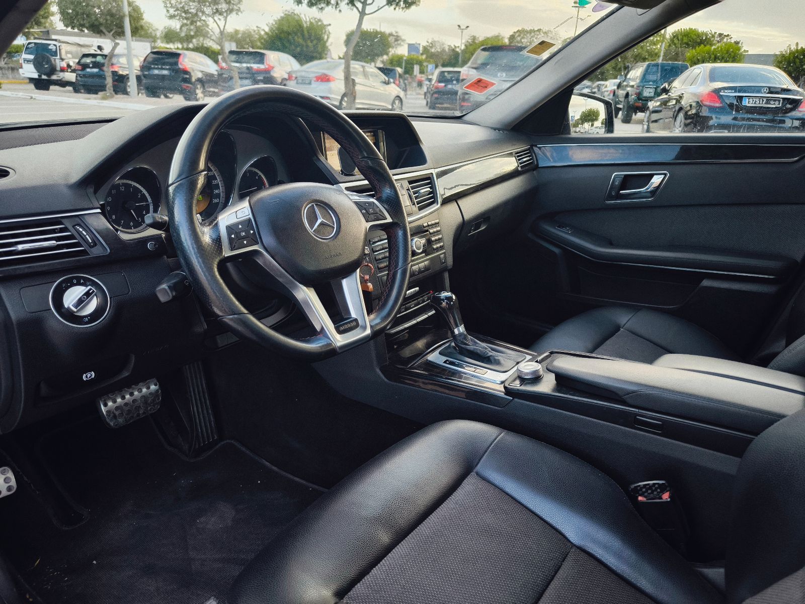 Mercedes-Benz Classe E à Ben Arous - Photo 9
