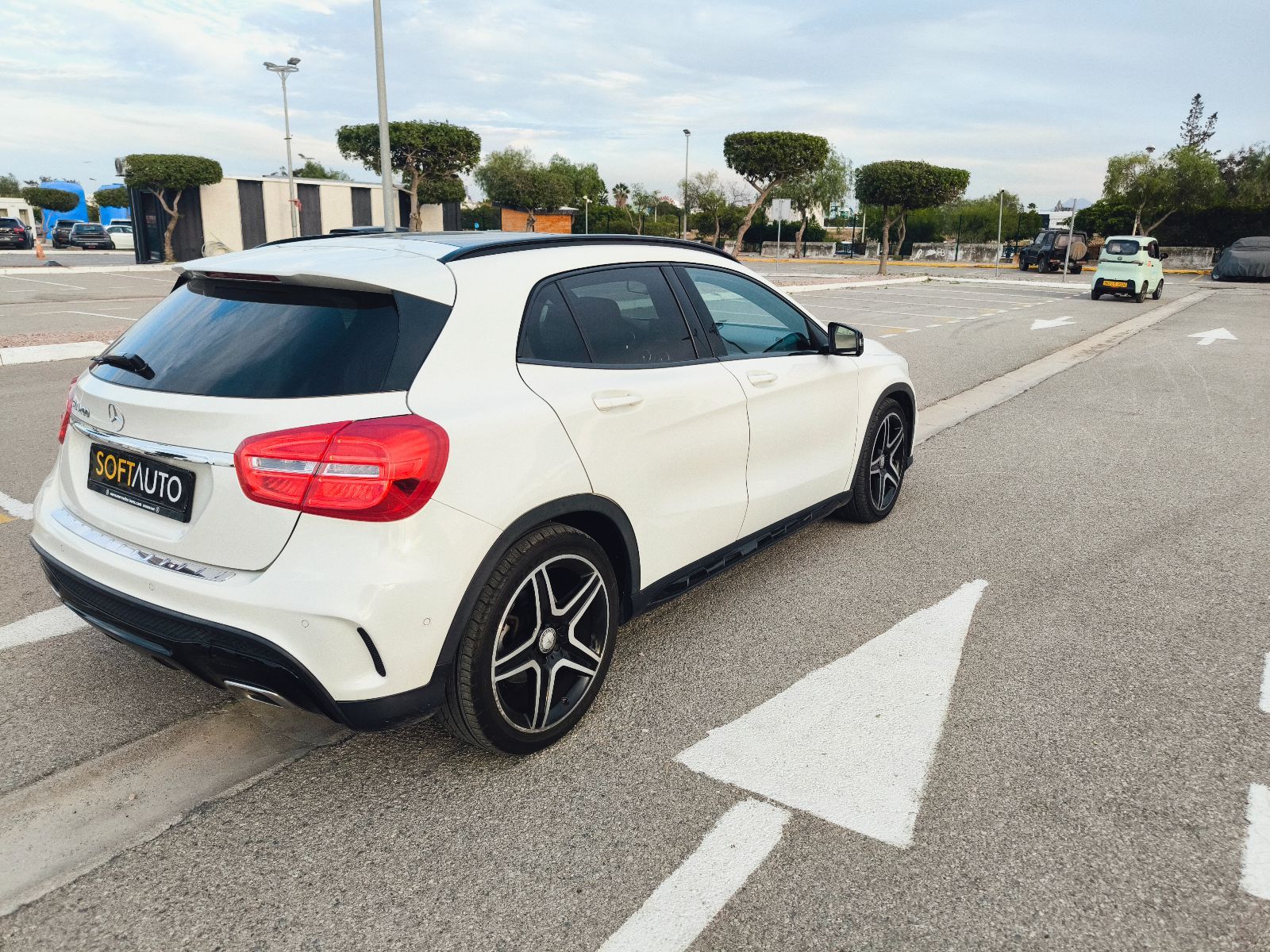 Mercedes-Benz GLA AMG à Tunis - Photo 6
