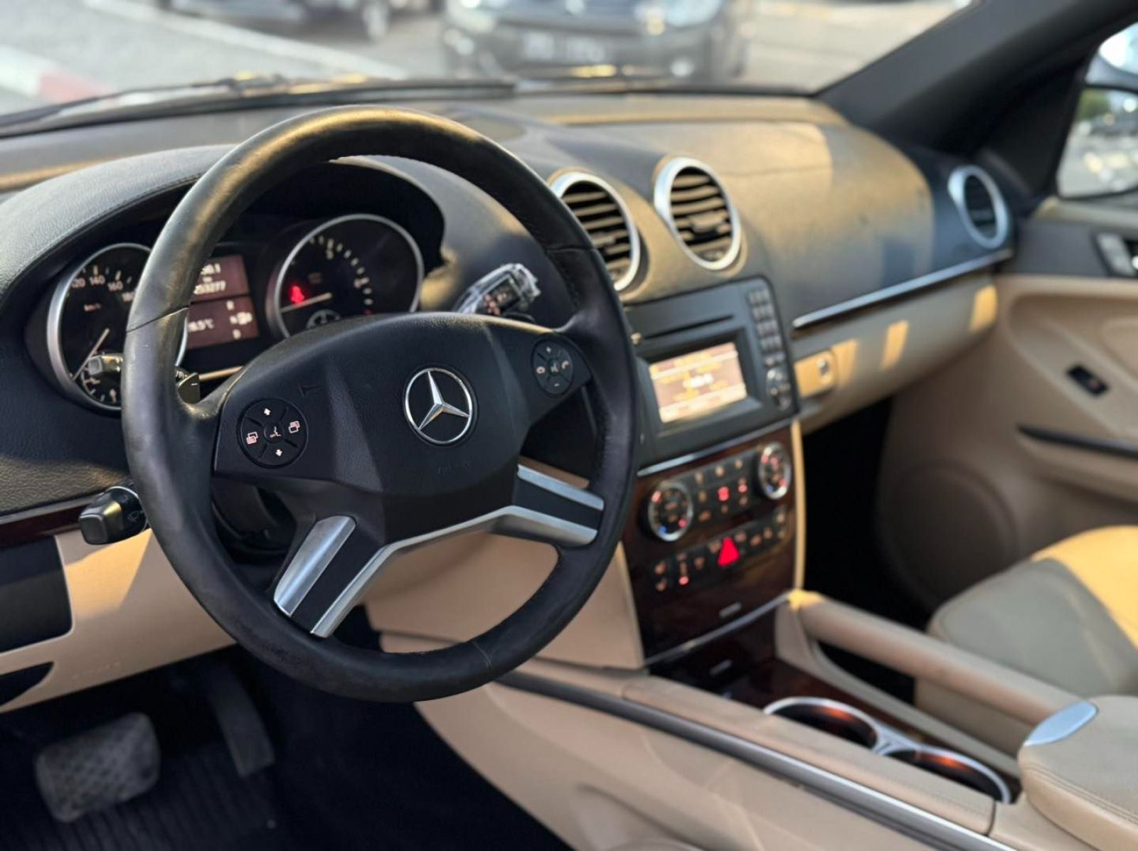 Mercedes-Benz ML à Tunis - Photo 7