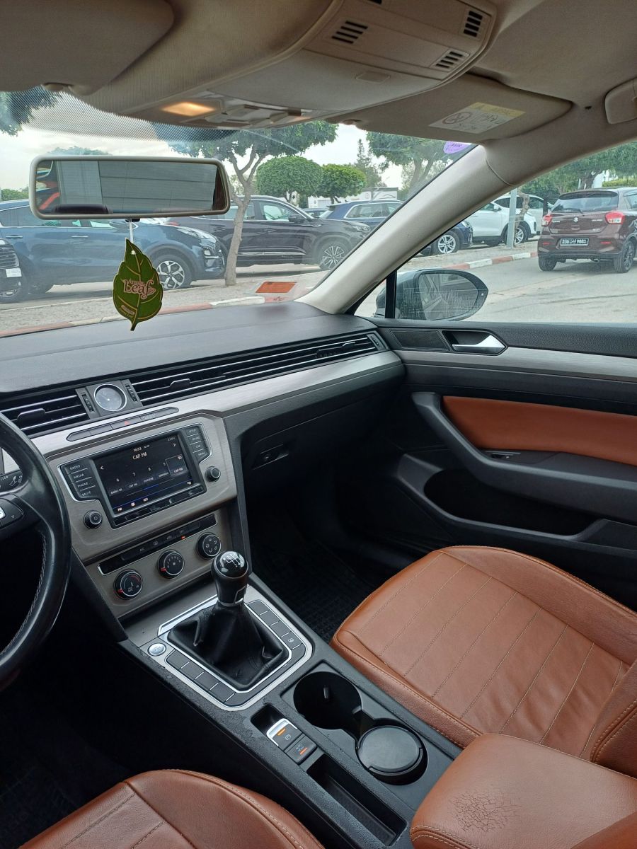 Volkswagen Passat à Ariana - Photo 10