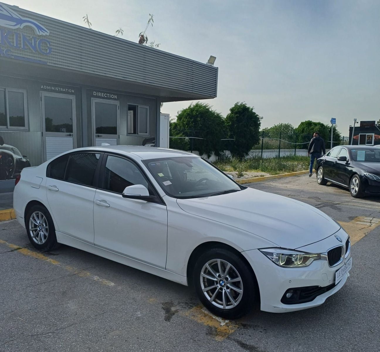 BMW Série 3 à Ben Arous - Photo 4