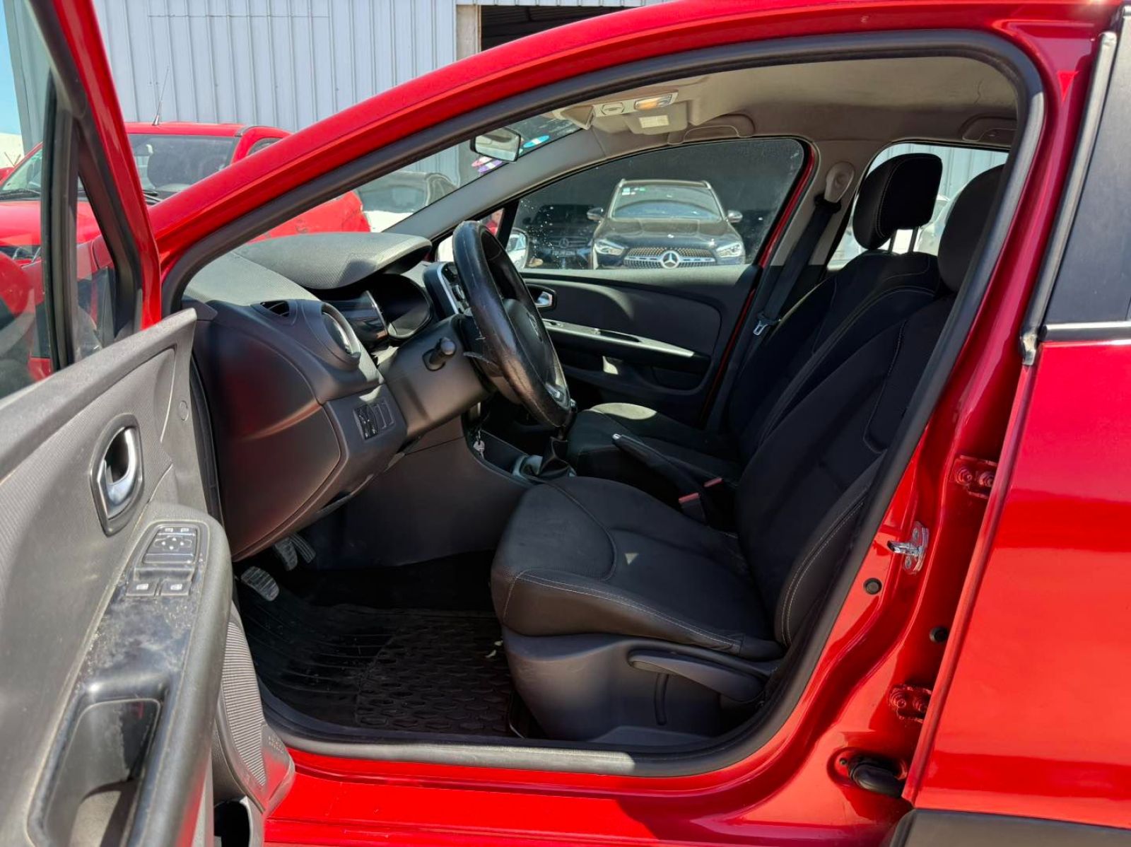 Renault Clio Life Plus à Ben Arous - Photo 6
