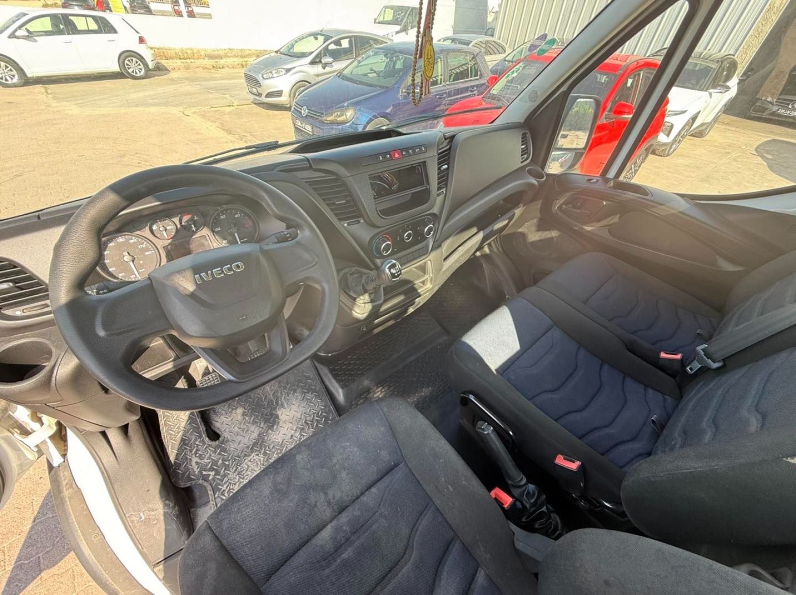 Iveco Daily Simple Cabine à Ben Arous - Photo 8