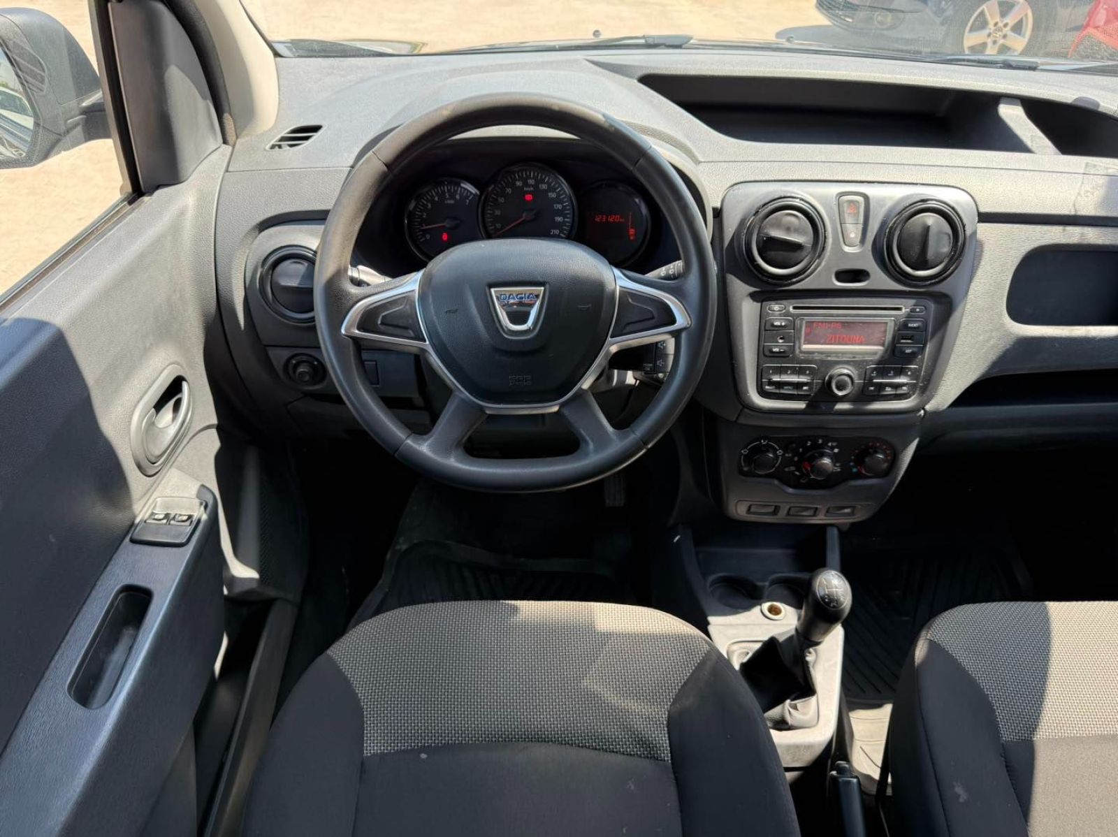 Dacia Dokker Van à Tunis - Photo 7