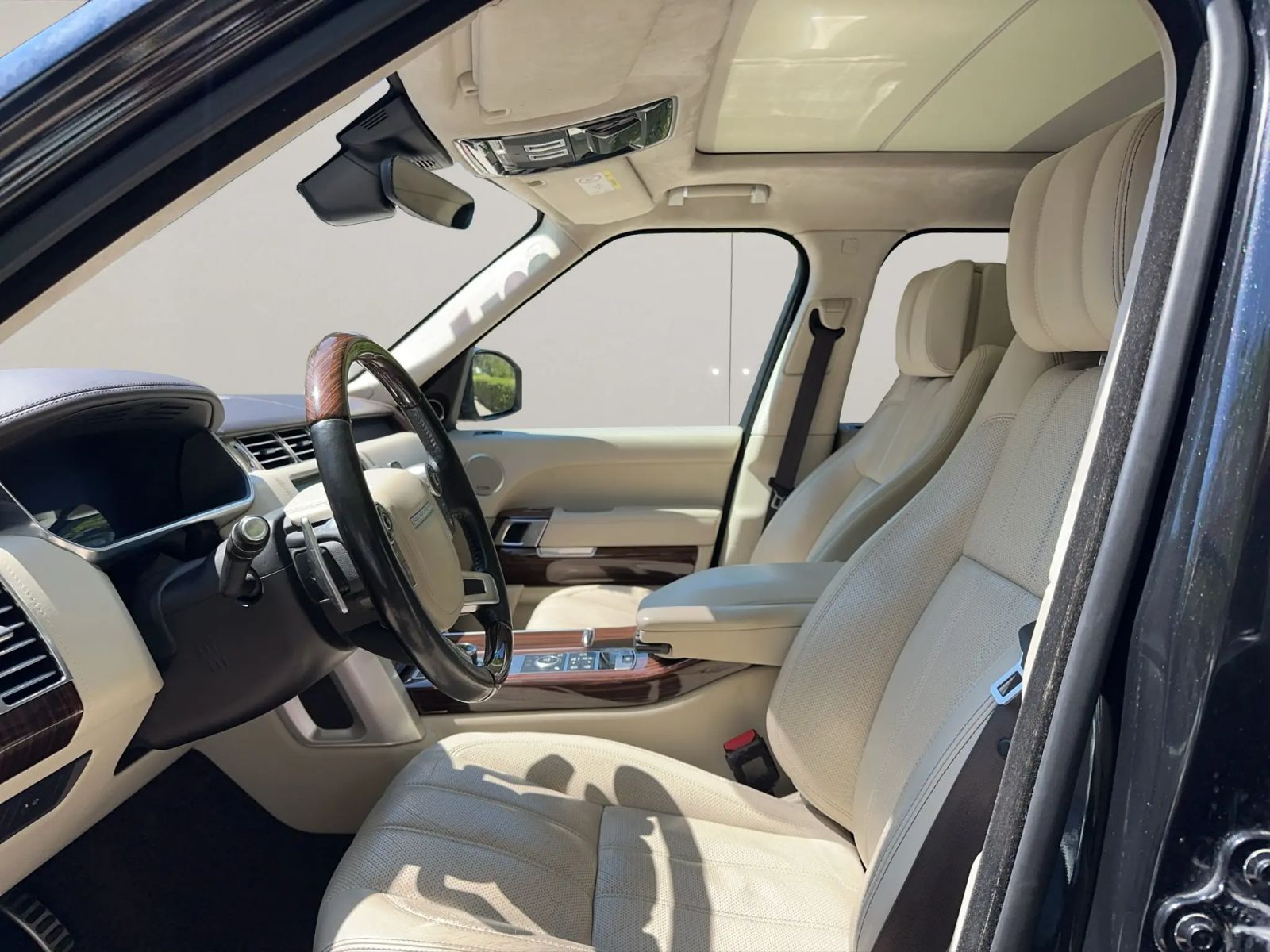Land Rover Range Rover L à Ariana - Photo 13