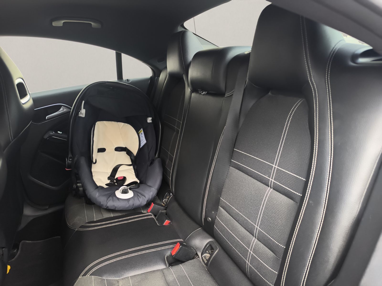 Mercedes-Benz CLA AMG à Ben Arous - Photo 10