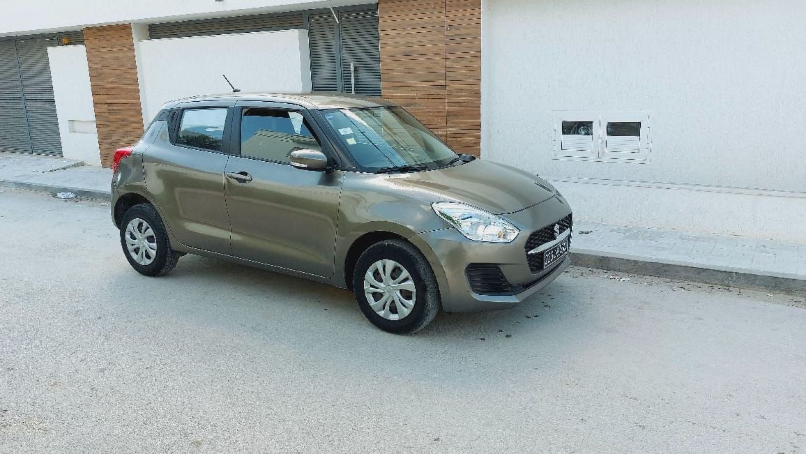 Suzuki Swift GLX à Nabeul - Photo 7