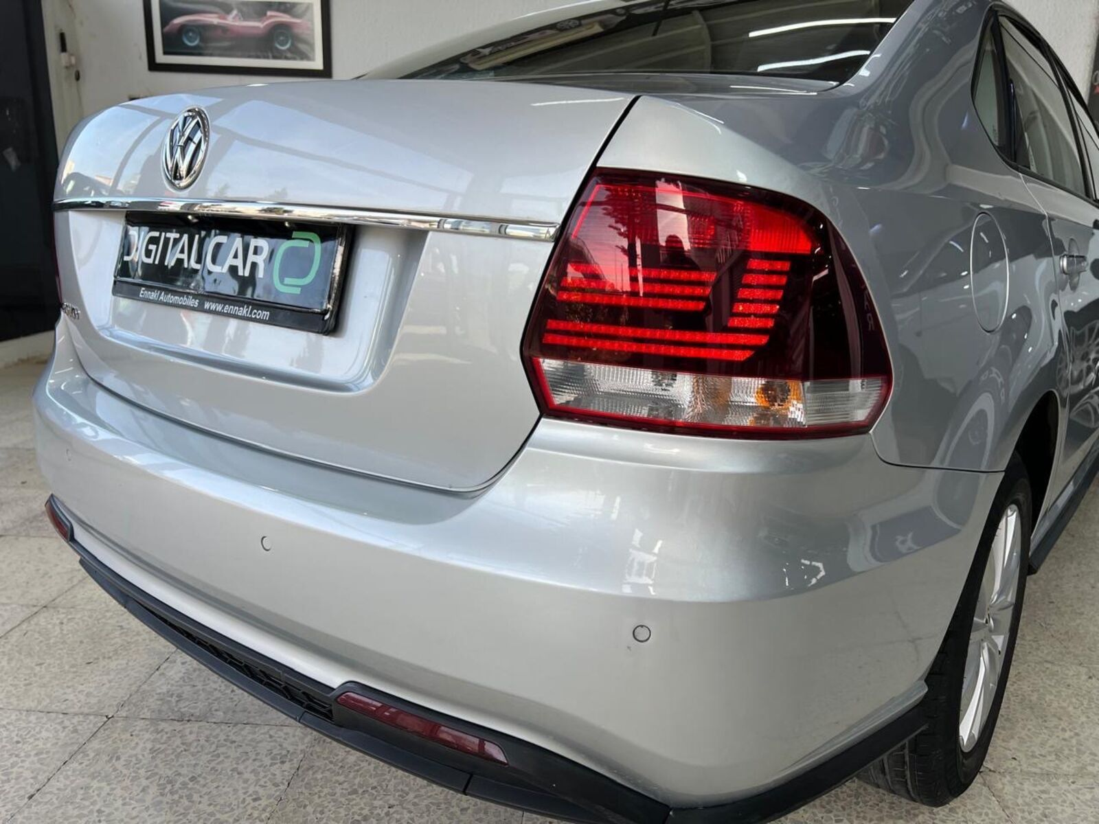 Volkswagen Polo Sedan Trendline à Tunis - Photo 16