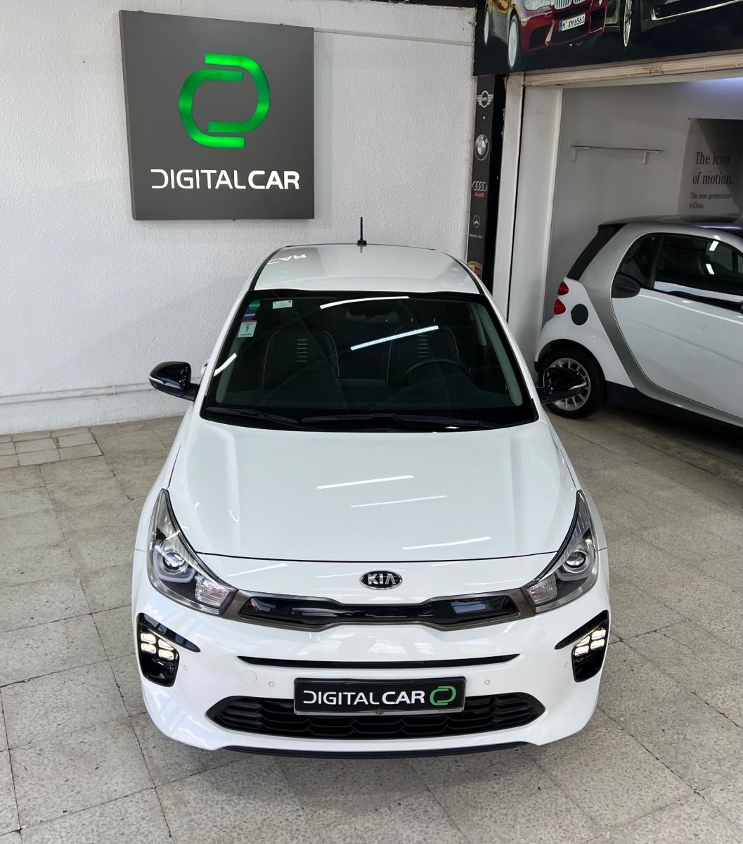KIA Rio 5p GT-Line à Tunis - Photo 4
