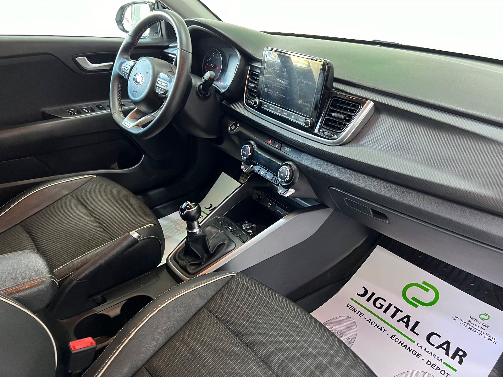 KIA Rio 5p GT-Line à Tunis - Photo 18