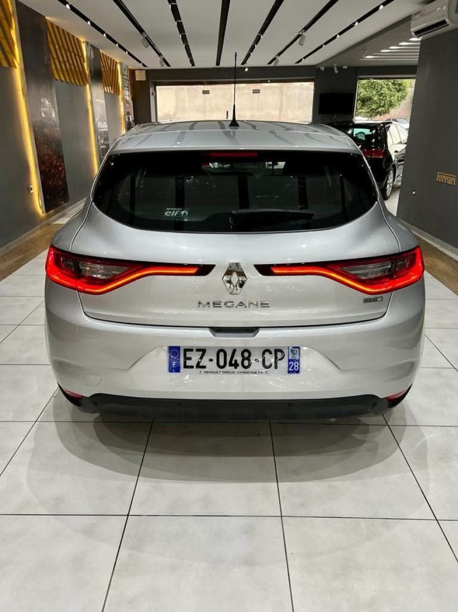 Renault Megane à Tunis - Photo 2