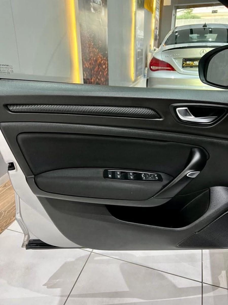 Renault Megane à Tunis - Photo 12