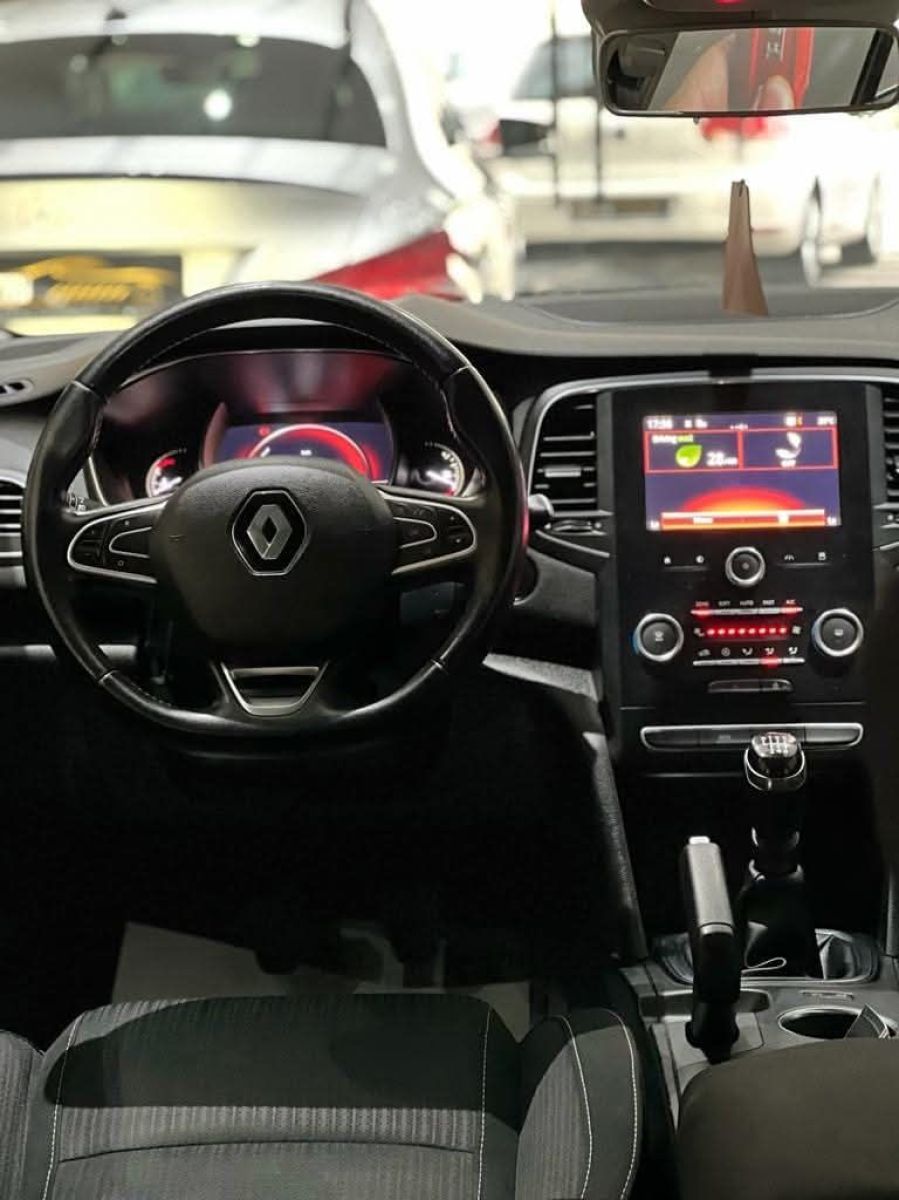 Renault Megane à Tunis - Photo 17