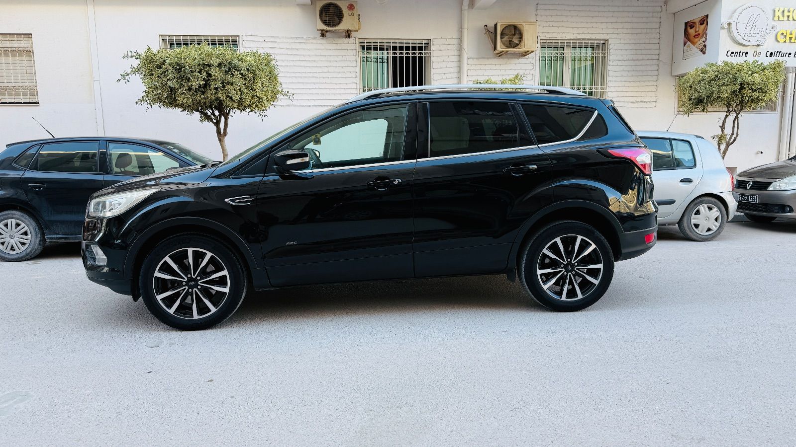 Ford Kuga Trend à Tunis - Photo 3