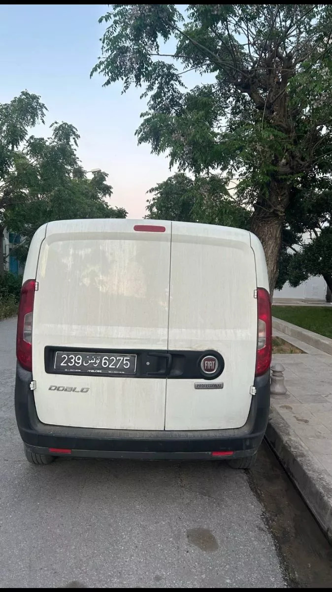Fiat Doblo Van Club à Ben Arous - Photo 2