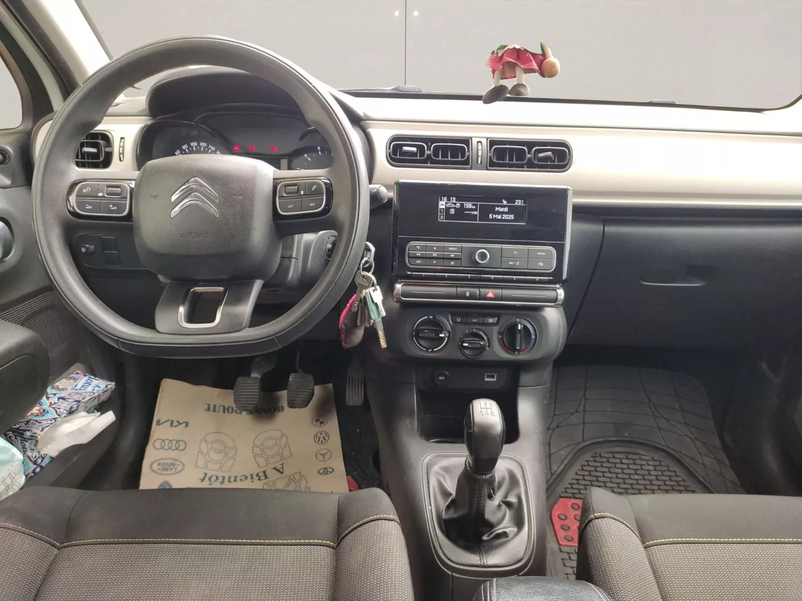 Citroën C3 Shine à Ben Arous - Photo 11