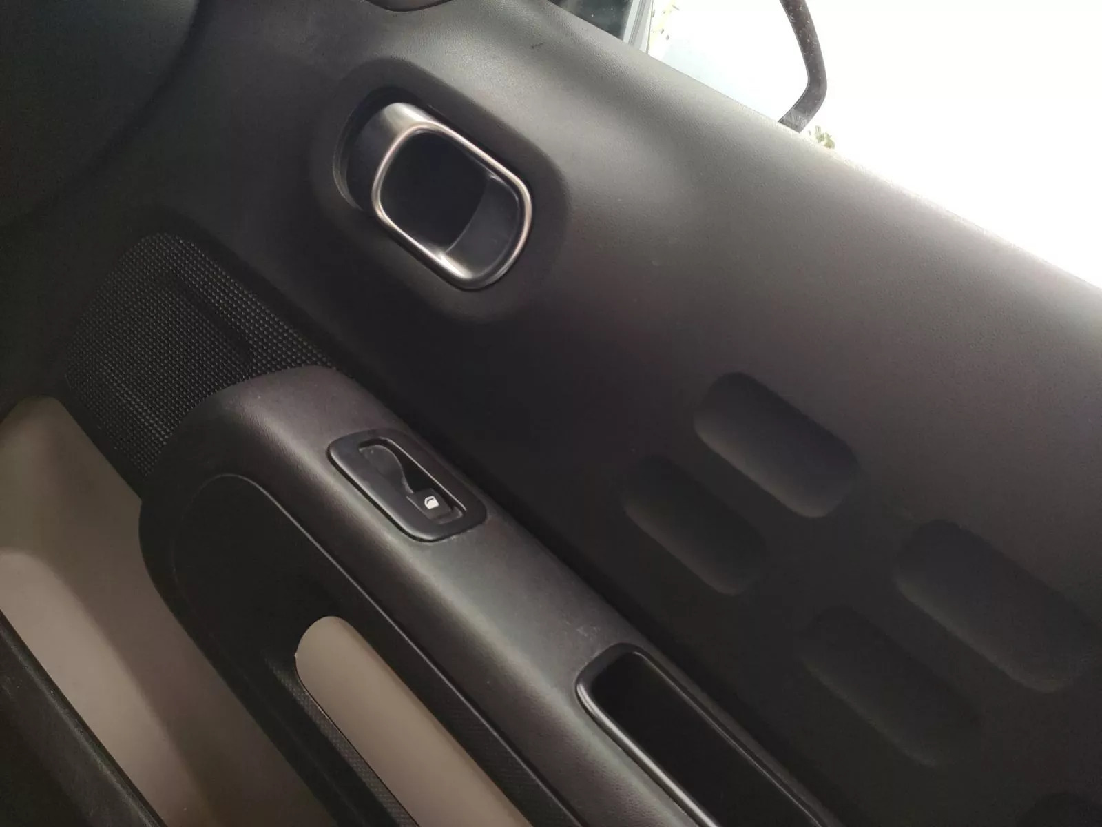 Citroën C3 Shine à Ben Arous - Photo 19