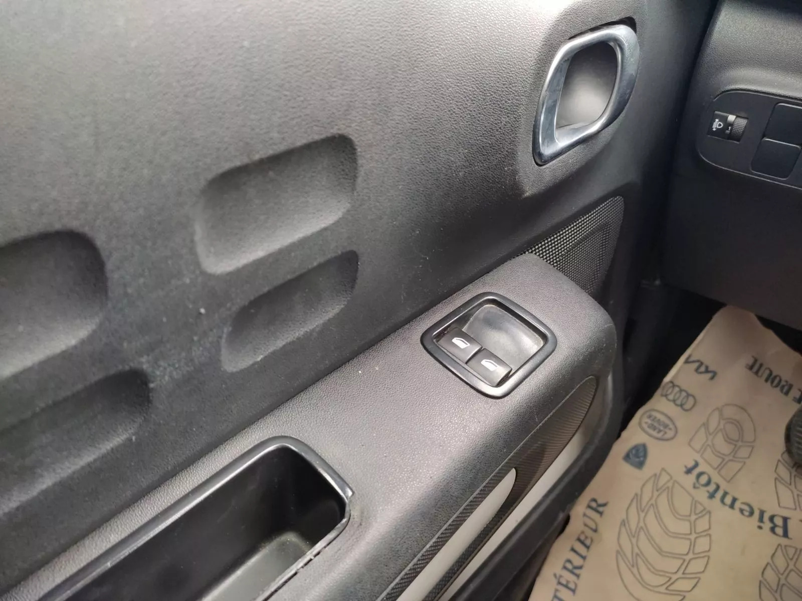 Citroën C3 Shine à Ben Arous - Photo 20