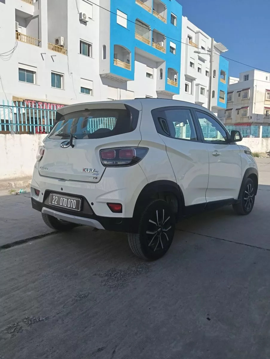 Mahindra KUV 100 K8 à Tunis - Photo 1
