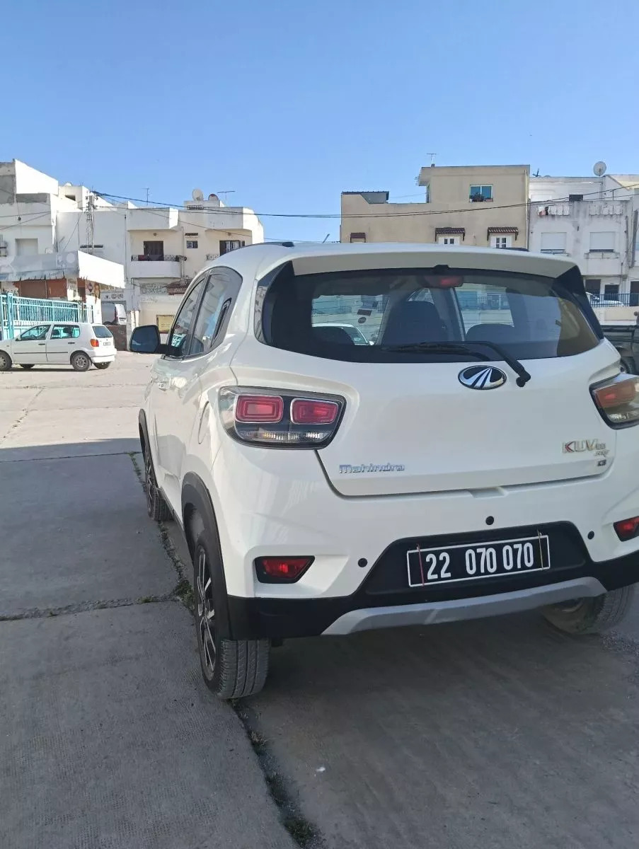 Mahindra KUV 100 K8 à Tunis - Photo 5