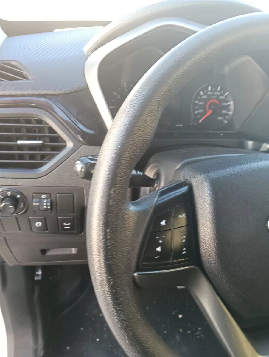 Mahindra KUV 100 K8 à Tunis - Photo 7