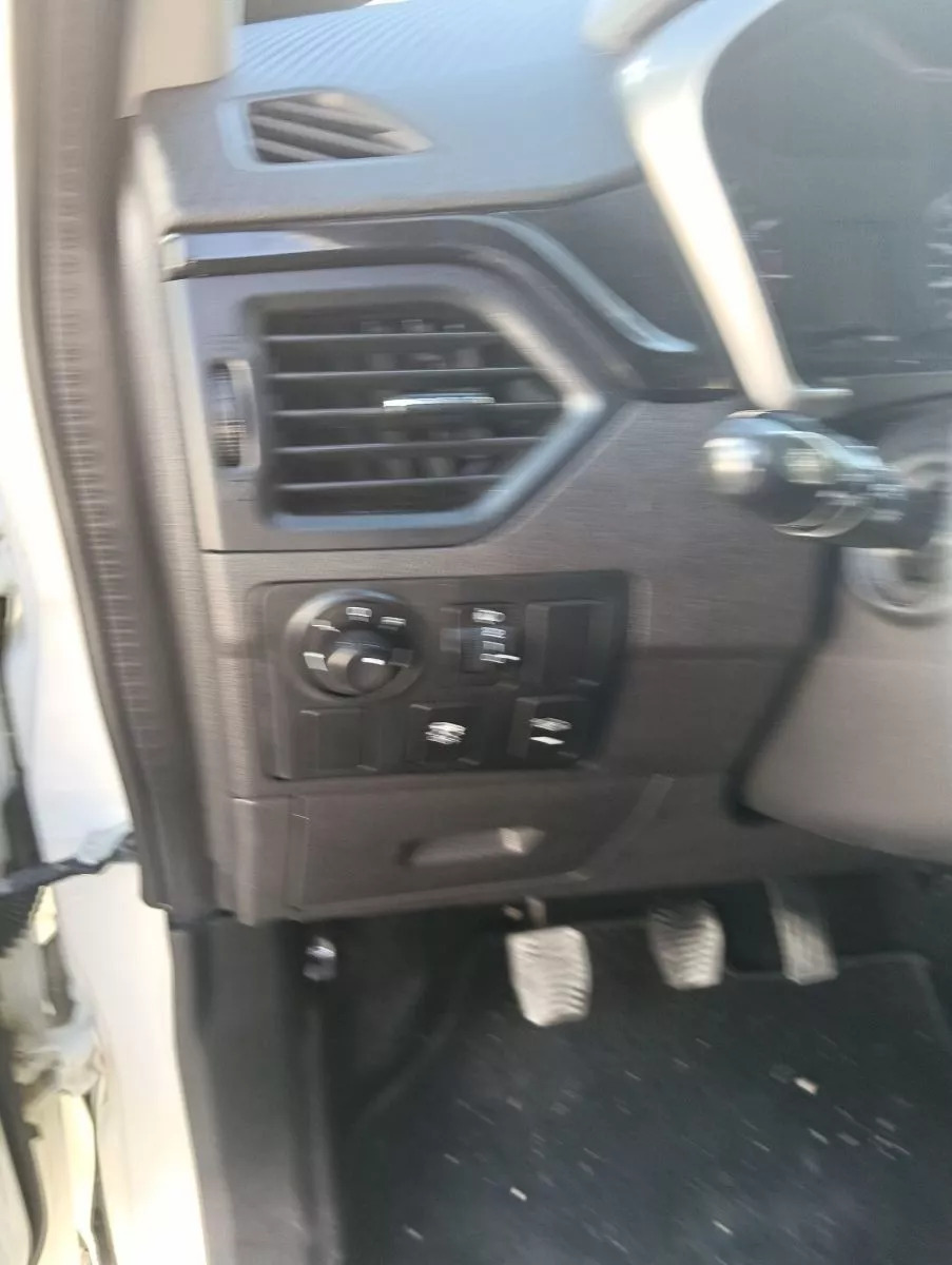 Mahindra KUV 100 K8 à Tunis - Photo 9