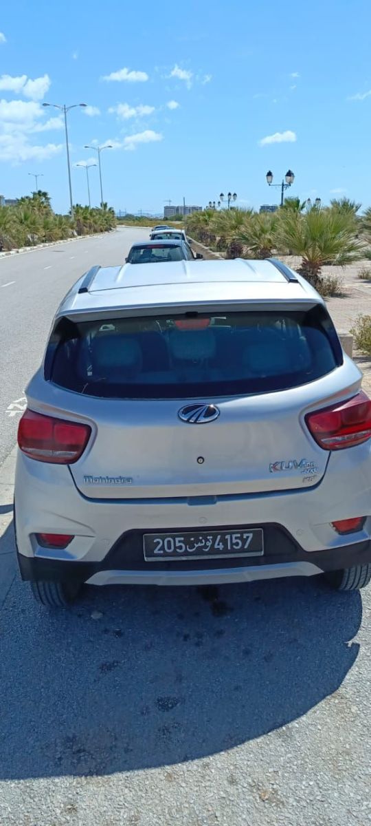 Mahindra KUV 100 K8 à Ben Arous - Photo 10