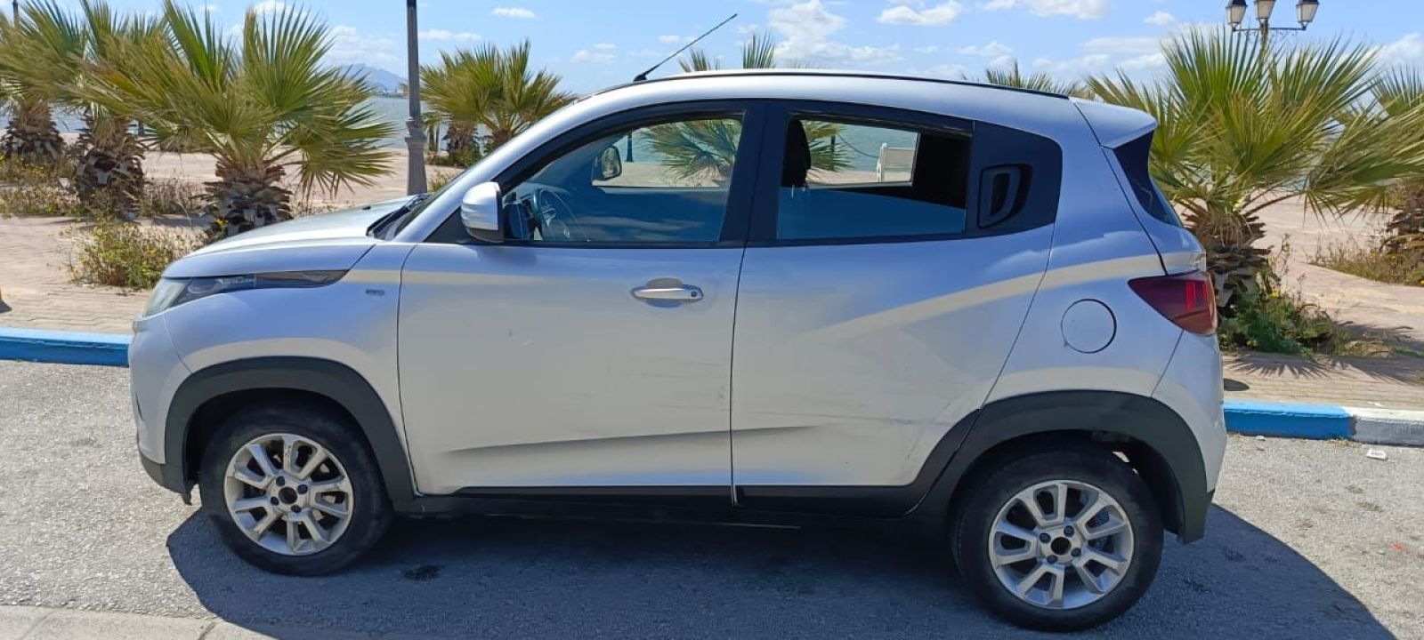 Mahindra KUV 100 K8 à Ben Arous - Photo 12