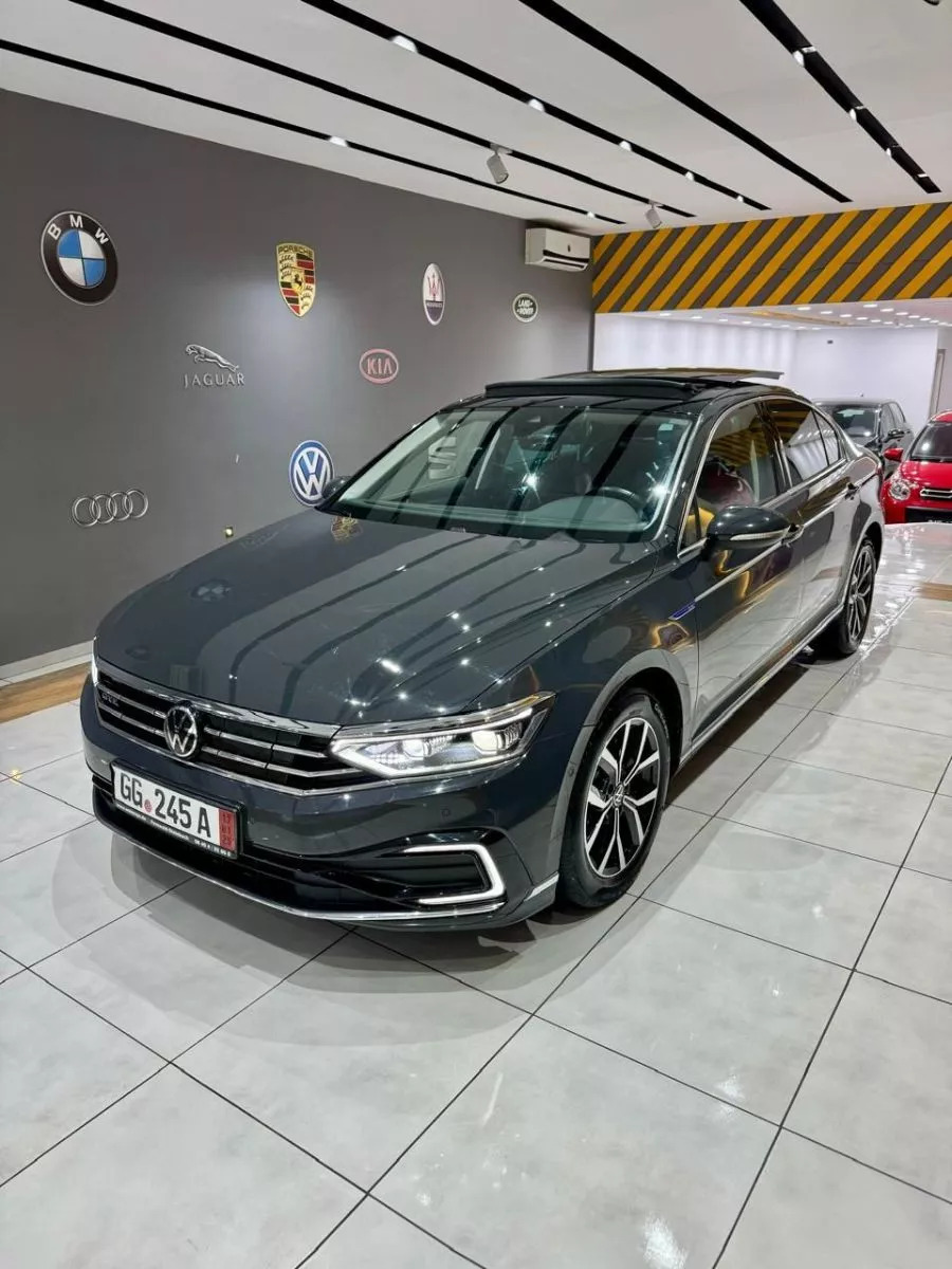 Volkswagen Passat GTE à Ben Arous - Photo 2