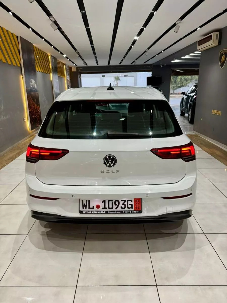 Volkswagen Golf 8 à Nabeul - Photo 3