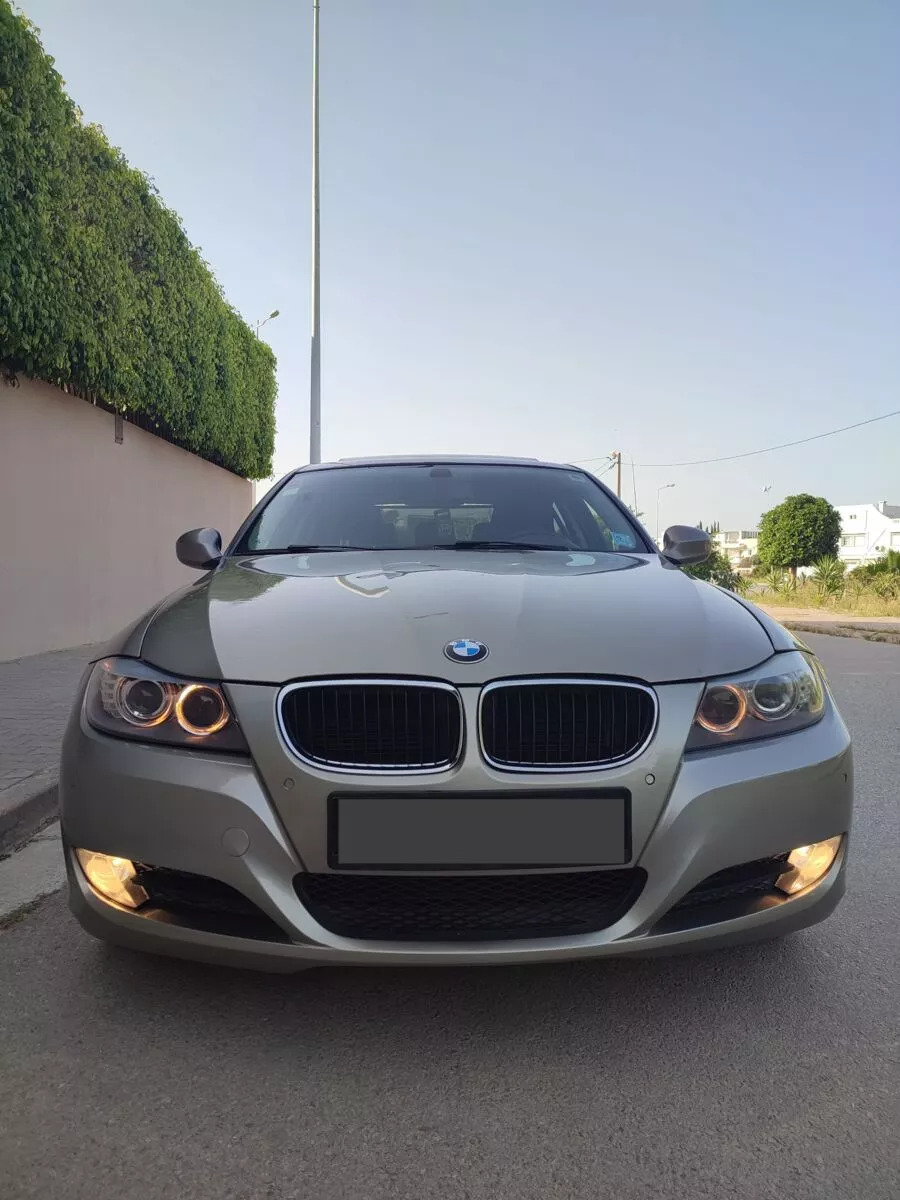 BMW Série 3 Modern Line Confort à Tunis - Photo 1