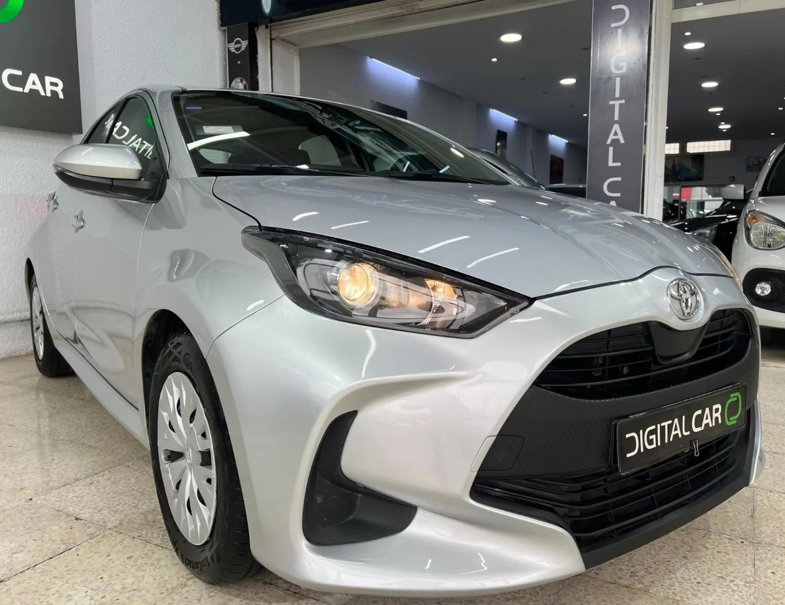 Toyota Yaris à Ben Arous - Photo 4