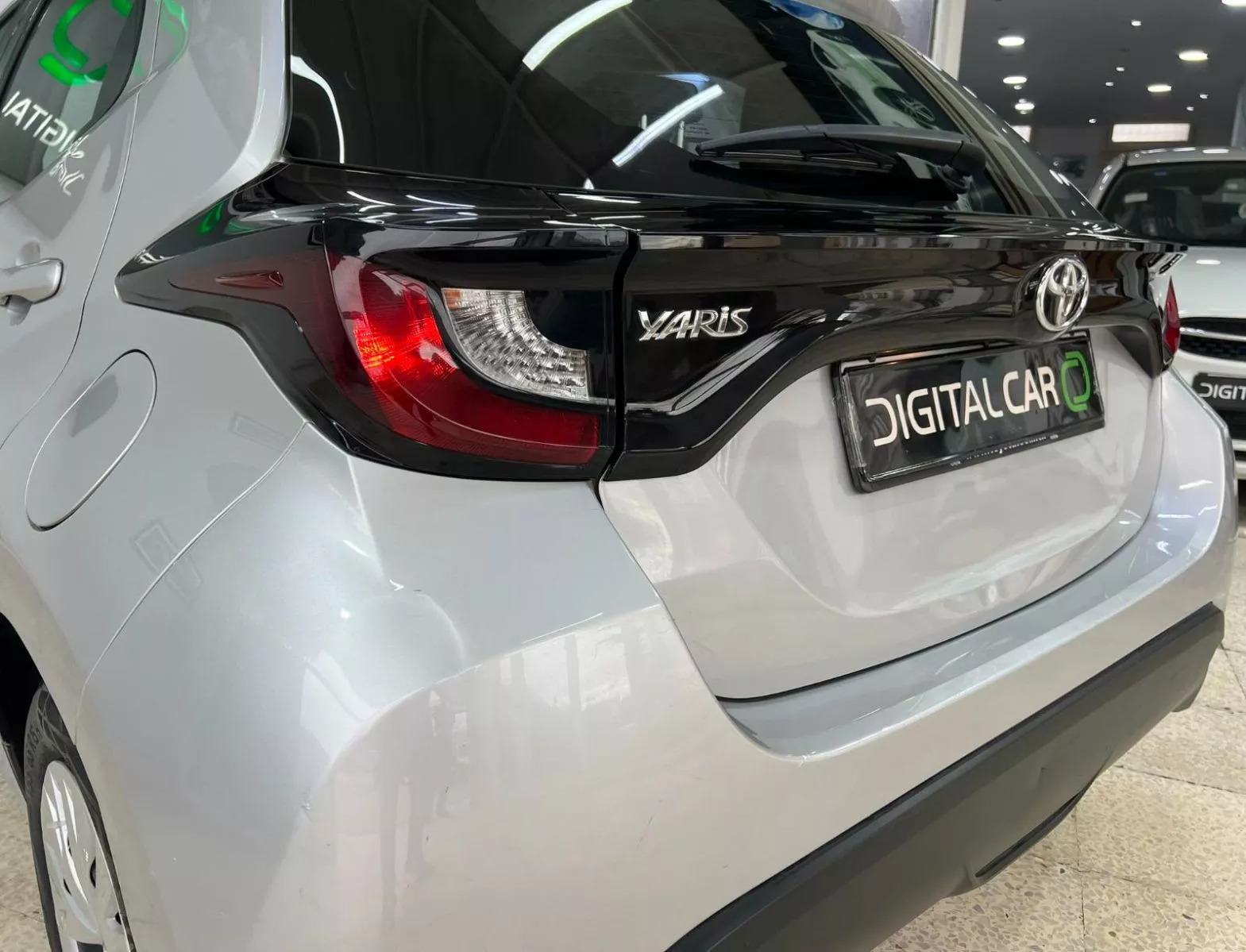 Toyota Yaris à Ben Arous - Photo 12