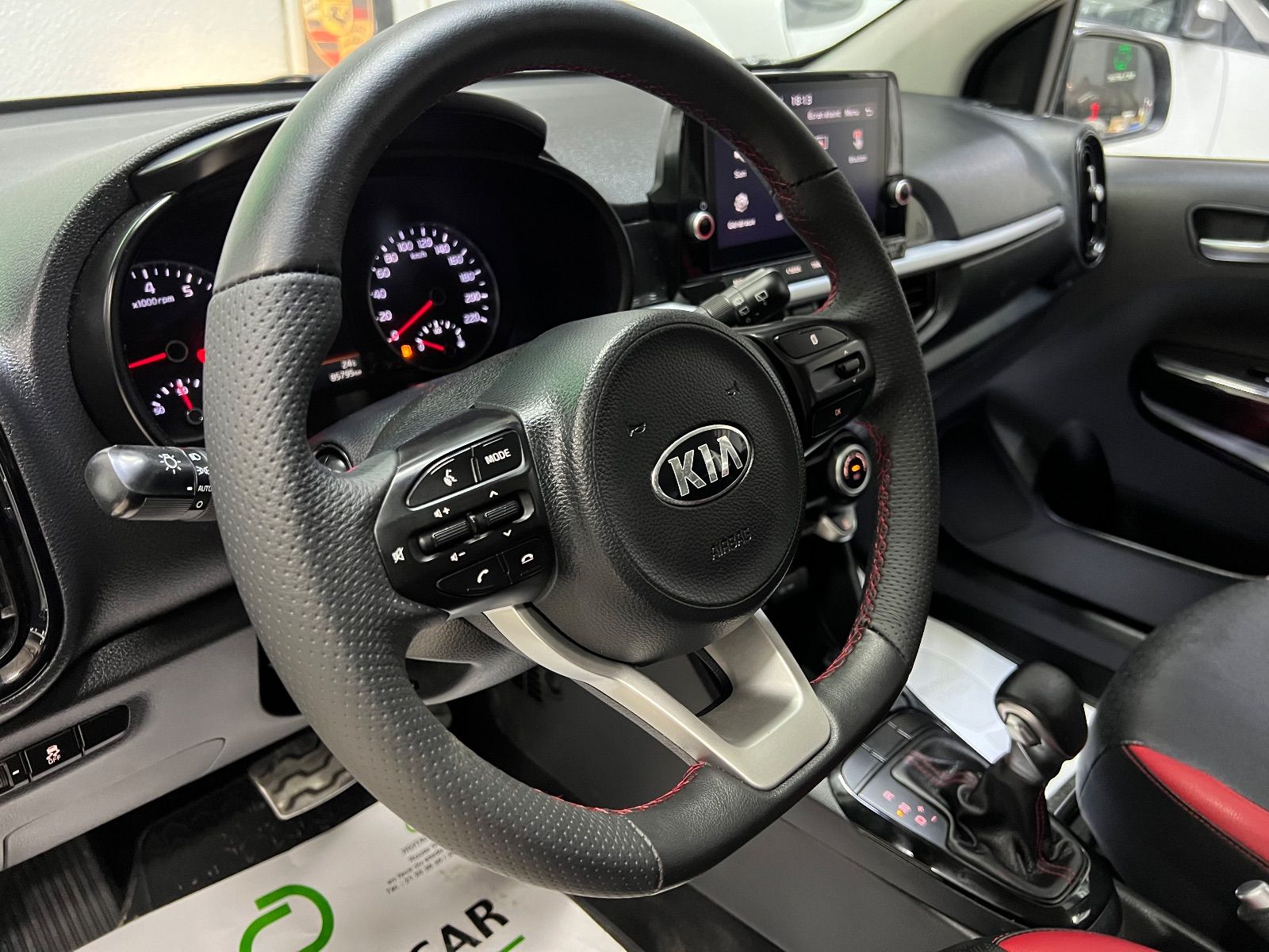 KIA Picanto GT-Line à Tunis - Photo 27