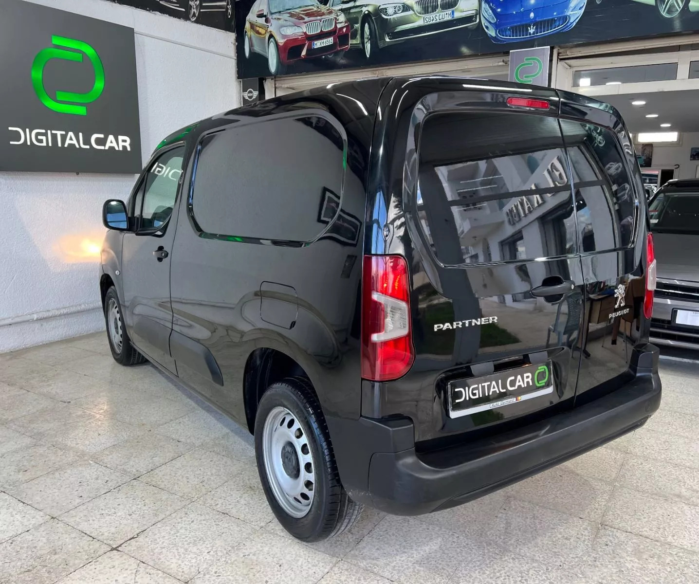 Peugeot Partner 1000 Kg à Monastir - Photo 10