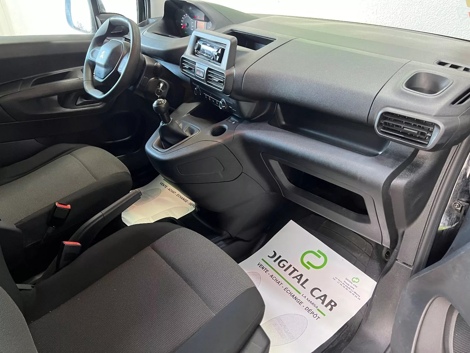 Peugeot Partner 1000 Kg à Monastir - Photo 18