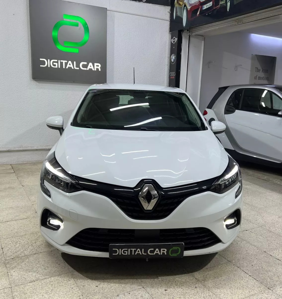 Renault Clio à Ben Arous - Photo 2