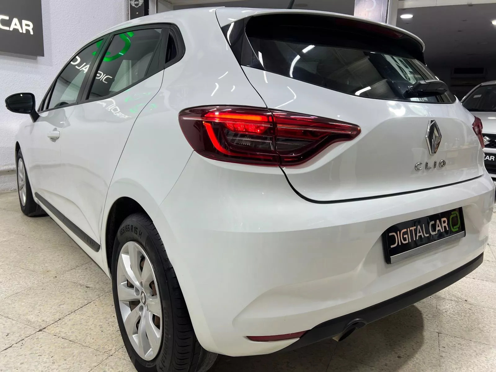 Renault Clio à Ben Arous - Photo 14