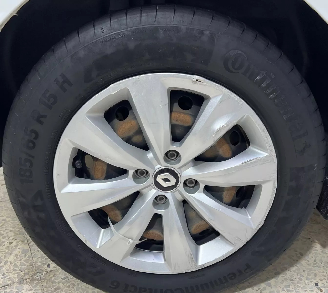 Renault Clio à Ben Arous - Photo 17
