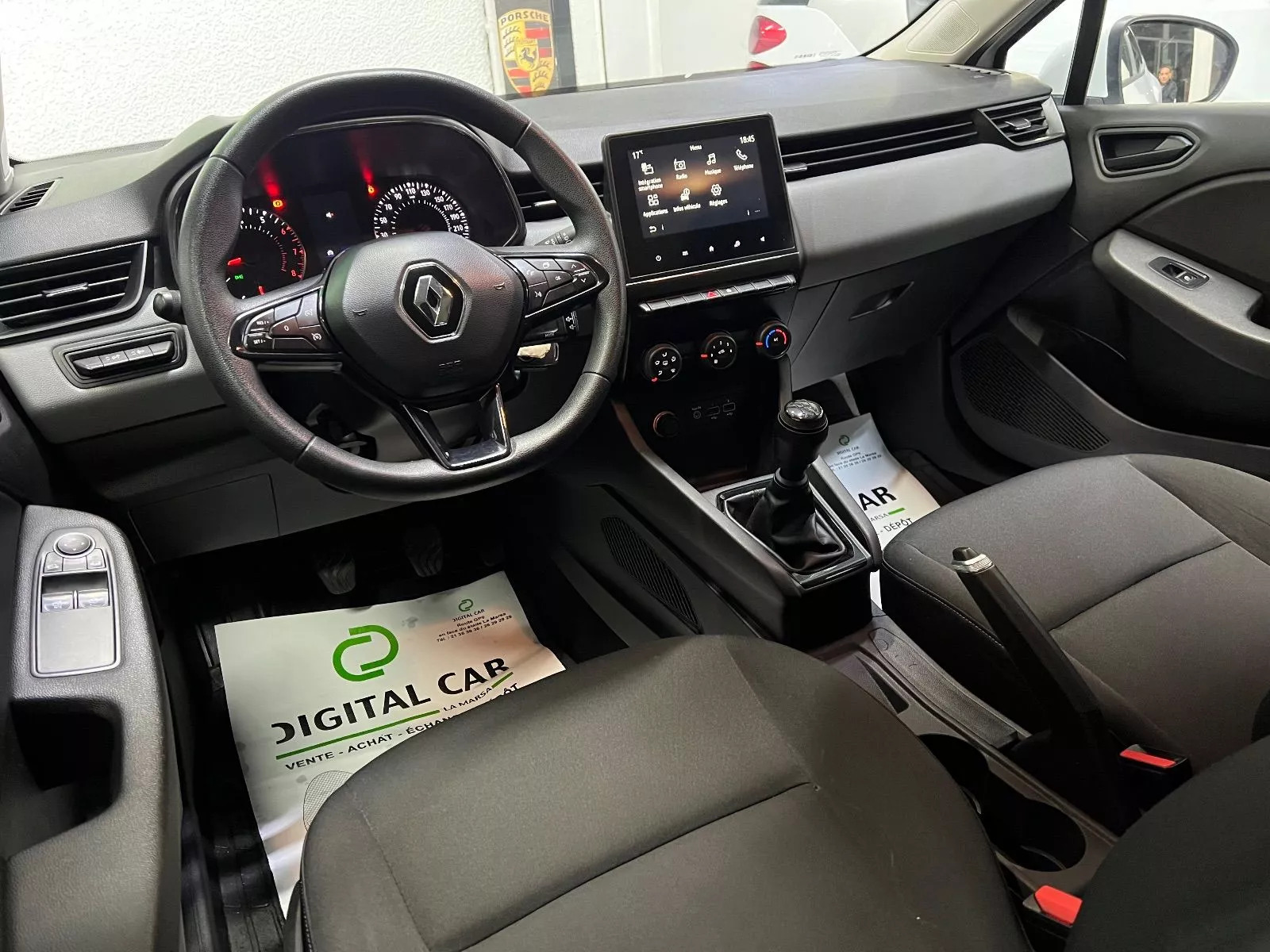 Renault Clio à Ben Arous - Photo 19