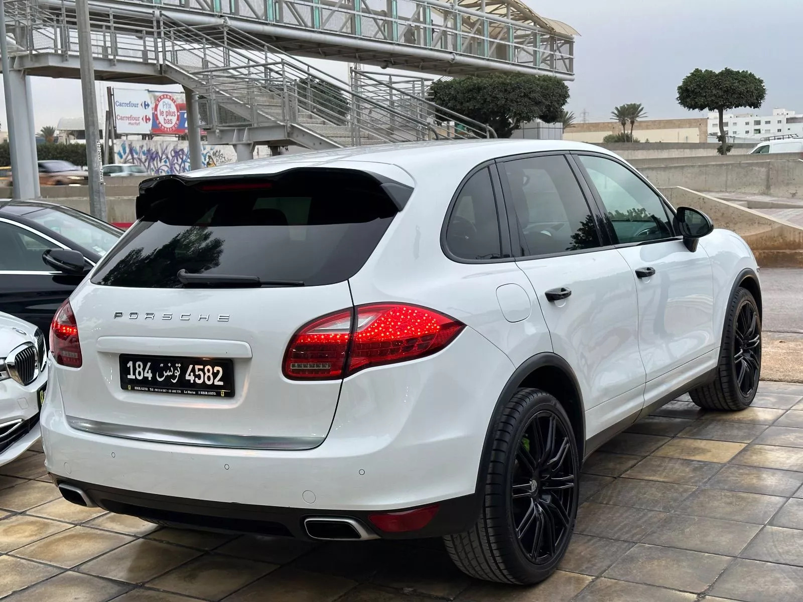 Porsche Cayenne à Ben Arous - Photo 17