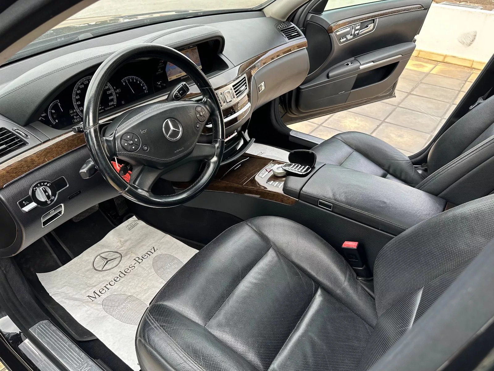 Mercedes-Benz Classe S à Tunis - Photo 5